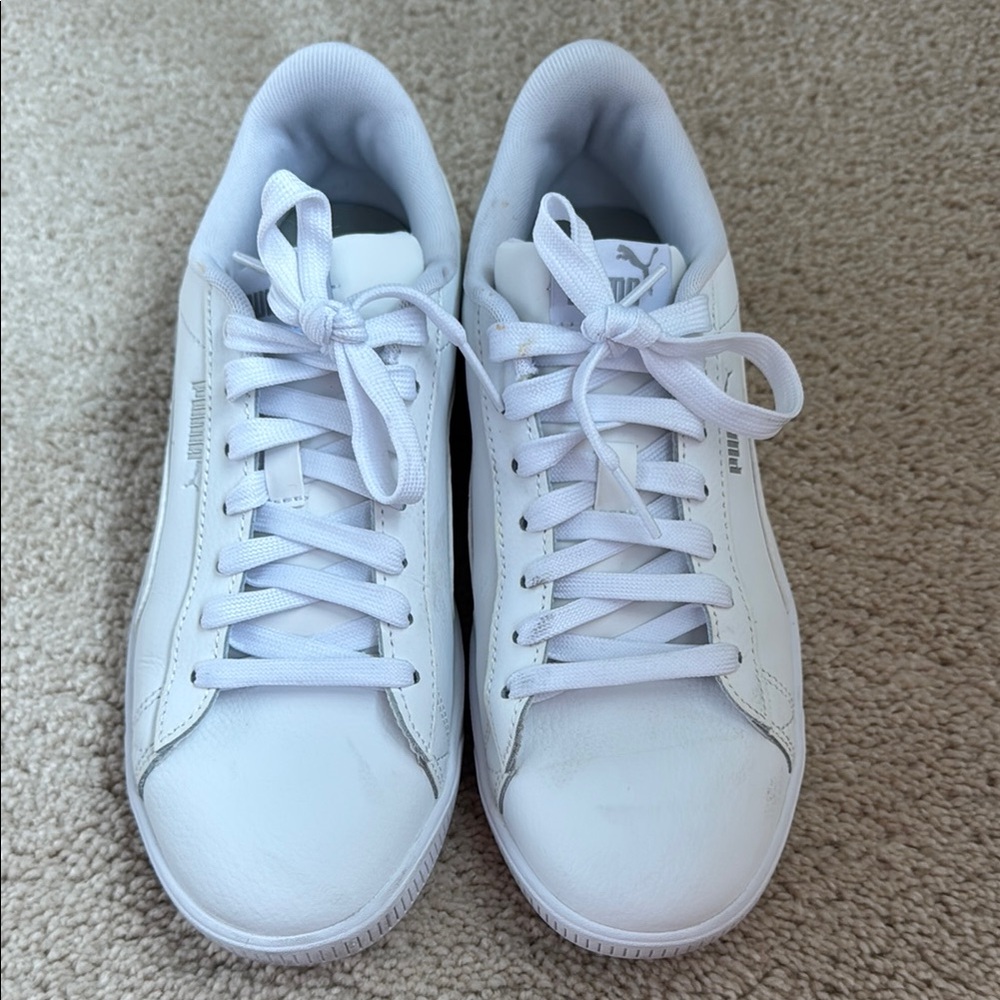 White Puma Tennis Shoes